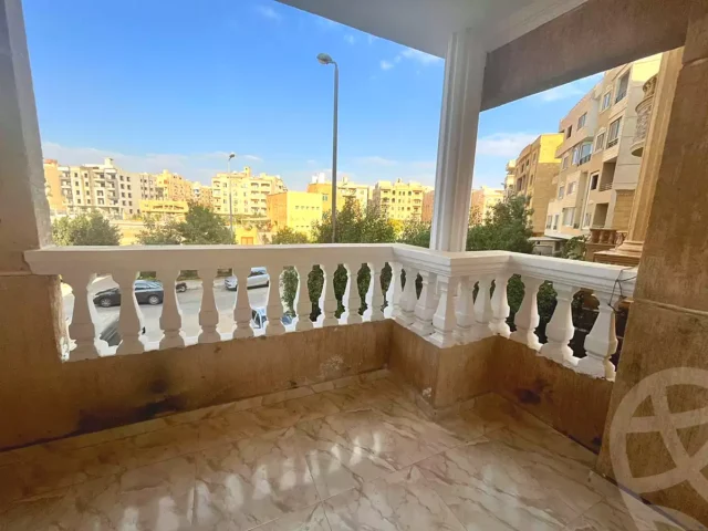 شقة للايجار الفاضي في اللوتس الجنوبيه 250متر القاهره الجديده التجمع الخامس في اللوتس الجنوبيه . شركة المؤيد