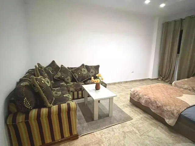شقه مميزه للايجار ف النرجس 3 في شارع سليمان عزبي . شركة المؤيد