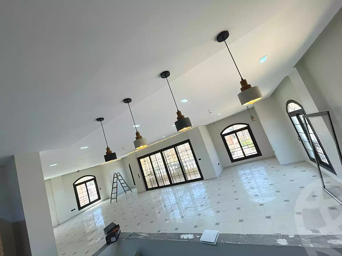 شقه مميزه للايجار فى الشويفات في شارع الشويفات . شركة المؤيد
