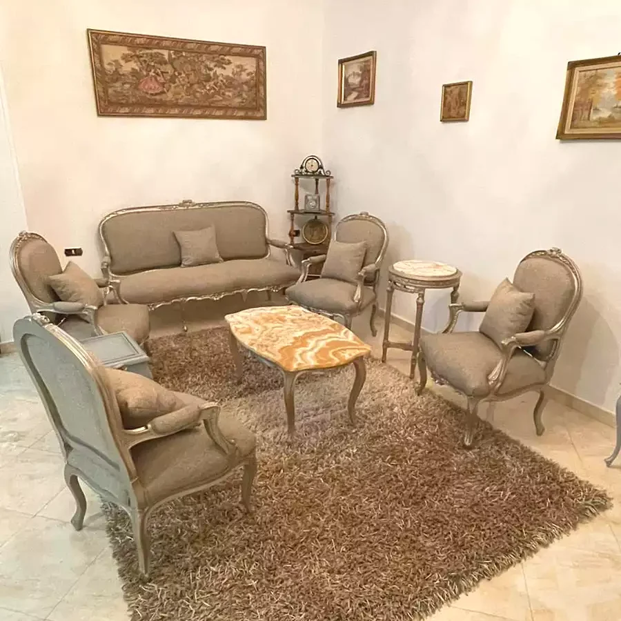 شقة مفروشة سوبر لوكس للإيجار مساحه 140متر في النرجس عمارات بالتجمع الخامس القاهره الجديده في شارع محمد صبري ابو علم . شركة المؤيد