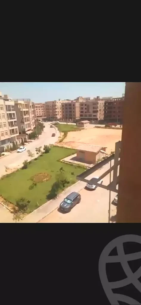 شقه مميزه للايجار فى اللوتس الشماليه في المنطقة الأولى – اللوتس الشمالية . شركة المؤيد