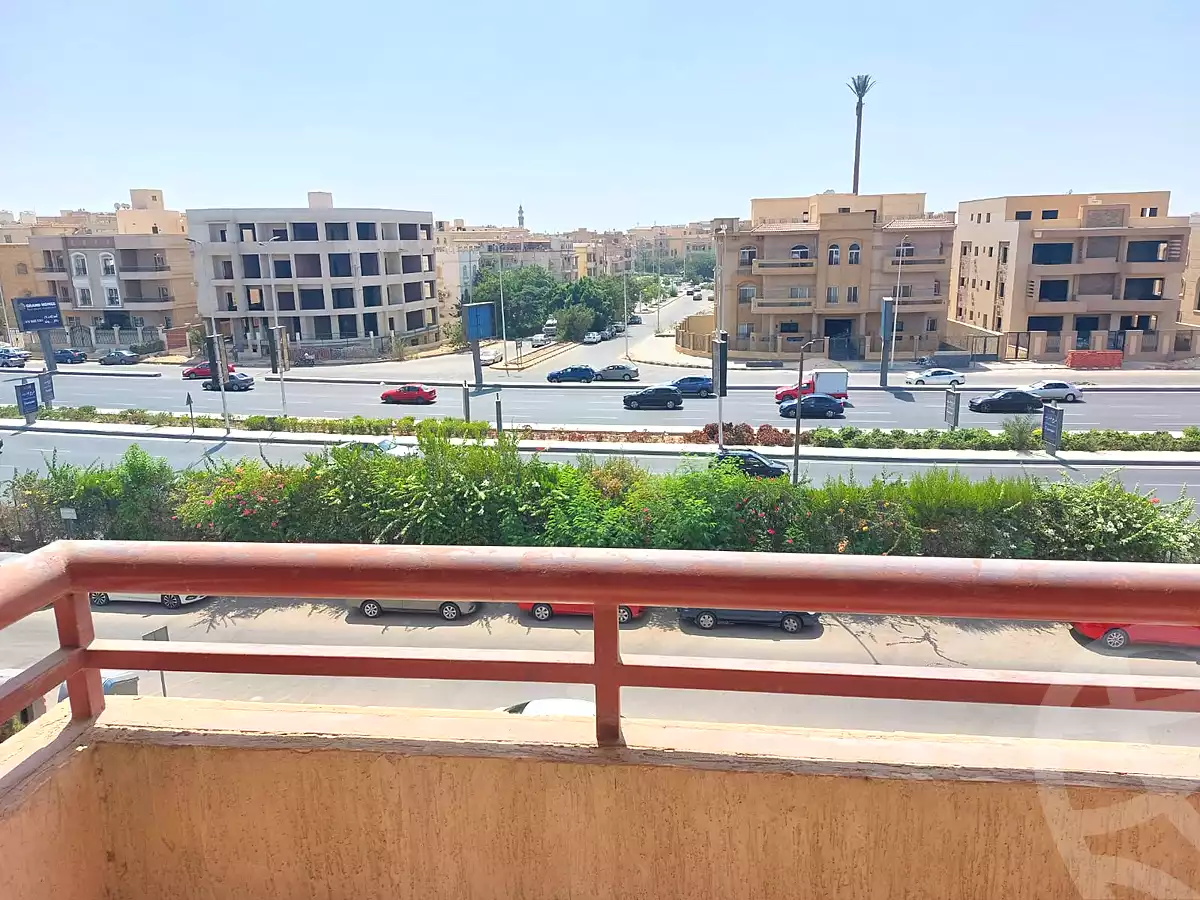 شقه مميزه للبيع فى مدينه الرحاب في شارع سعد بن أبي وقاص . شركة المؤيد