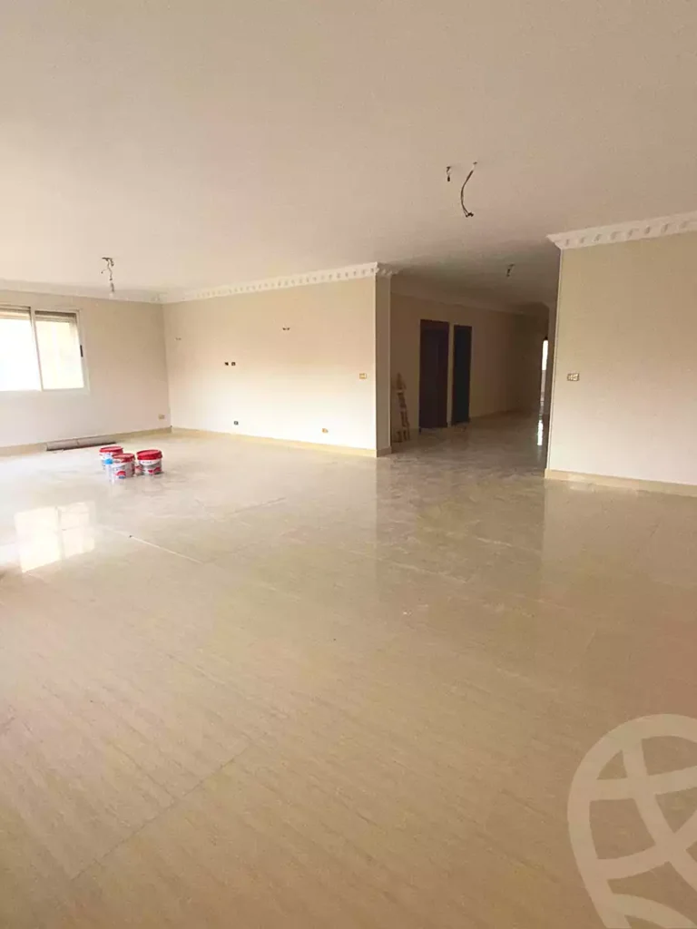 شقة متشطبة فى الرحاب المرحلة الرابعة 275 متر دبل فيو للبيع في شارع سعد زغلول . شركة المؤيد